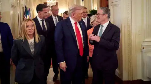 الرئيس دونالد ترامب وقادة أوروبيون. 