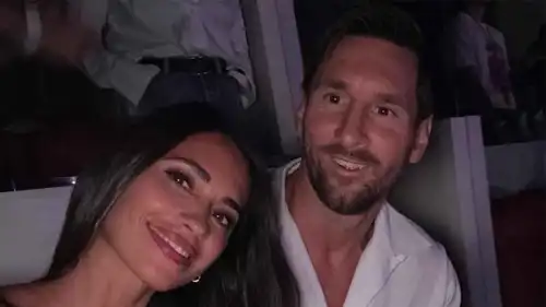 ليونيل ميسي وزوجته أنتونيلا روكوزو