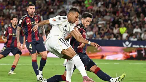 من مواجهة سابقة بين ريال مدريد وليفانتي