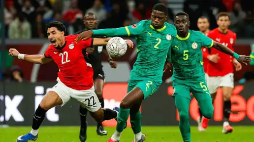 عمر مرموش في مباراة مصر والسنغال