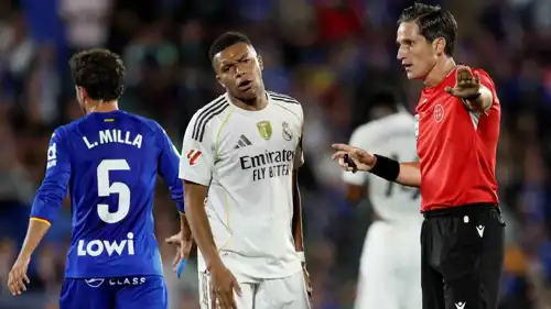 الحكم مونويرا مونتيرو في مباراة ريال مدريد وخيتافي