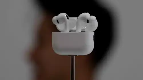 سماعات أبل إيربودز
