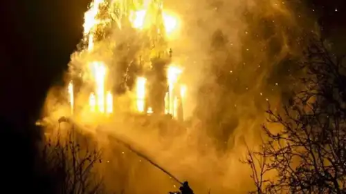 حريق كنيسة في أمستردام