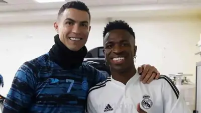 كريستيانو رونالدو مع فينيسيوس