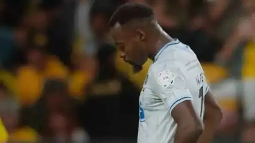 خالد ناري لاعب الأخدود السعودي