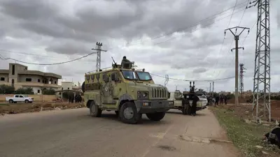 سيارة للأمن السوري في بصرى الشام