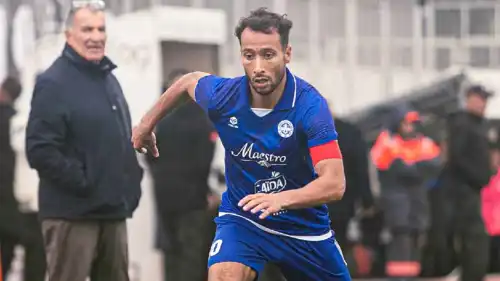 أيمن الحرزي لاعب الاتحاد المنستيري التونسي