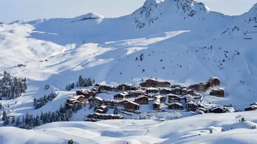 منتجع "لا بلان" في جبال الألب الفرنسية