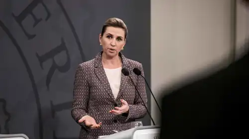  رئيسة وزراء الدنمارك متة فريدريكسن 