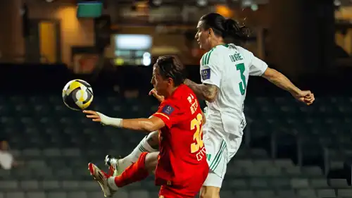 مباراة سابقة بين الأهلي والقادسية 