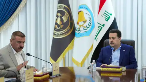 السوداني خلال زيارة إلى مقر وكالة الاستخبارات العراقية