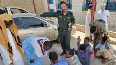 شرطة يمنية خلال عملية سابقة لتحرير مختطفين إثيوبيين 