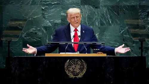 دونالد ترامب ملقياً خطابه أمام الجمعية العامة