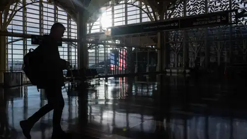 لقطة من مطار أمريكي