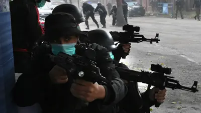 قوات من الأمن الباكستاني