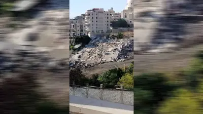 المبنى المستهدف في عين الدلب