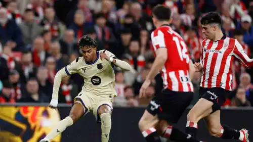 لامين يامال في مباراة برشلونة وأتلتيك بلباو