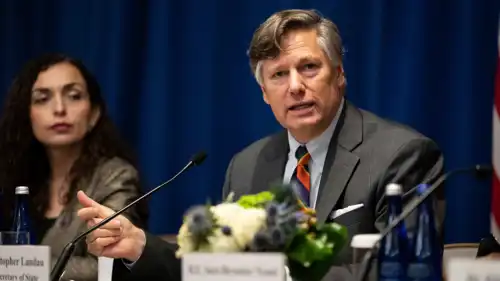 نائب وزير الخارجية الأمريكي