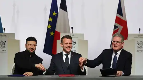 مؤتمر صحفي لستارمر وماكرون وزيلينسكي