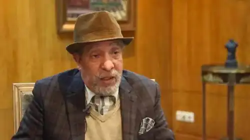 الفنان المغربي عبد الإله عاجل