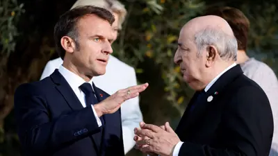 الرئيسان الجزائري والفرنسي