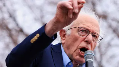 السناتور الأمريكي  بيرني ساندرز