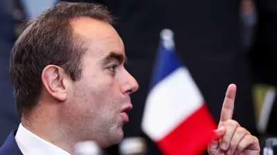 وزير الدفاع الفرنسي سيباستيان ليكورنو