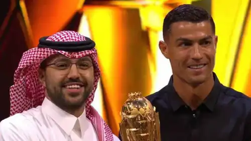 كريستيانو رونالدو مع مساعد الدوسري