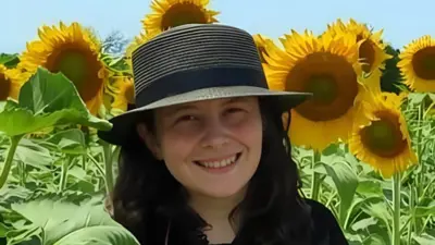 الشابة التركية ايجي غورال