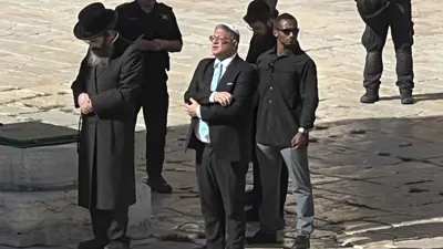 بن غفير خلال اقتحامه المسجد الأقصى