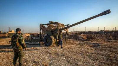 مقاتلون من قوات سوريا الديمقراطية