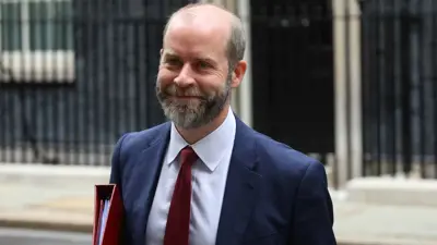 وزير الأعمال البريطاني جوناثان رينولدز