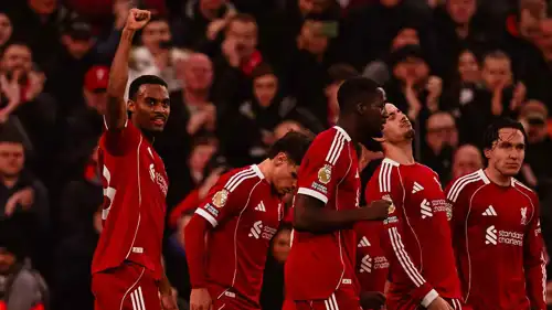 لاعبو ليفربول