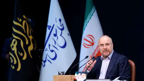  رئيس البرلمان الإيراني محمد باقر قاليباف