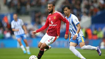 نصير مزراوي نجم مانشستر يونايتد