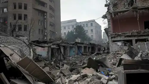 مباني سكنية تعرضت لهجوم صاروخي روسي على أوكرانيا