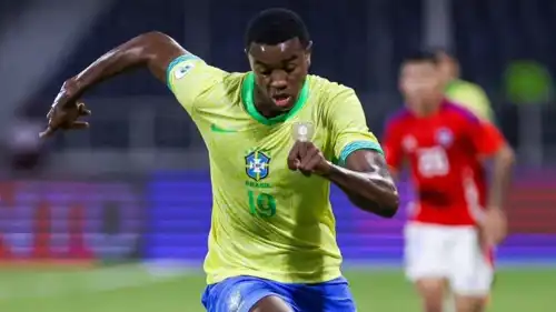 ريكاردو ماتياس في مباراة للمنتخب البرازيلي للشباب