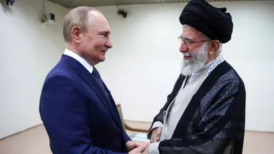 بوتين وخامنئي خلال لقاء سابق