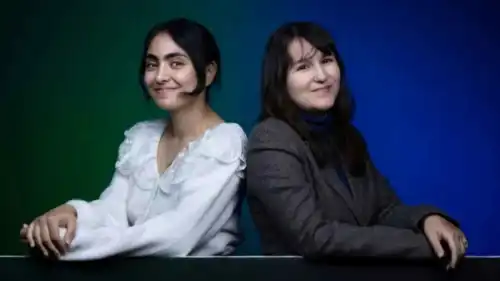 الشابتان الغزية تالة البنا والإسرائيلية ميشال أمزالاك