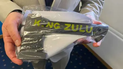 رمز للفأس الأسود كان سيُرسل أثناء عملية إلى ميونيخ 