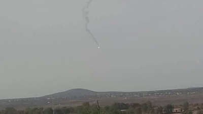 قنابل مضيئة أطلقتها القوات الإسرائيلية في ريف القنيطرة