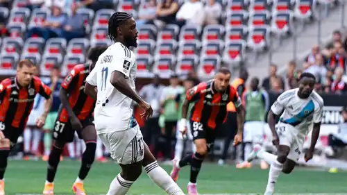 مباراة لنادي باريس أف سي بالدوري الفرنسي