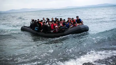 مهاجرين قبالة اليونان