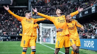 احتفال بيلينغهام أمام جمهور فالنسيا