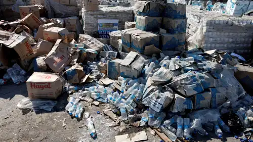 طرود مساعدات على معبر كرم أبو سالم