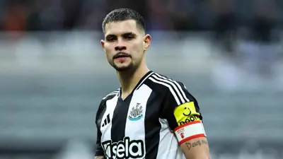 برونو غيماريش لاعب نيوكاسل يونايتد الإنجليزي