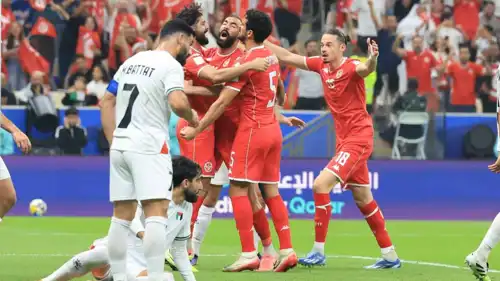 منتخب تونس في مباراة فلسطين