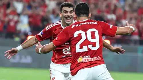 فرحة نجوم الأهلي بالتتويج بكأس السوبر على حساب الزمالك