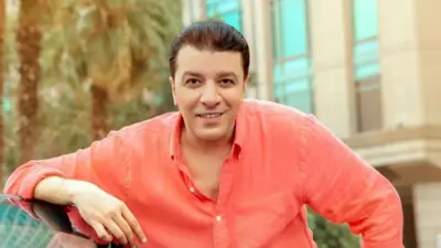 الفنان المصري مصطفى كامل 