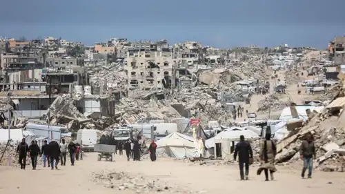 مباني مدمرة في مخيم جباليا للاجئين شمال قطاع غزة